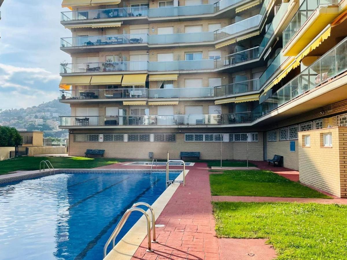 Ferienwohnung Reconnectar Malgrat De Mar Colom I Exterior foto